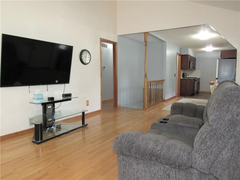 605 Johnston St, Olathe, KS 66061