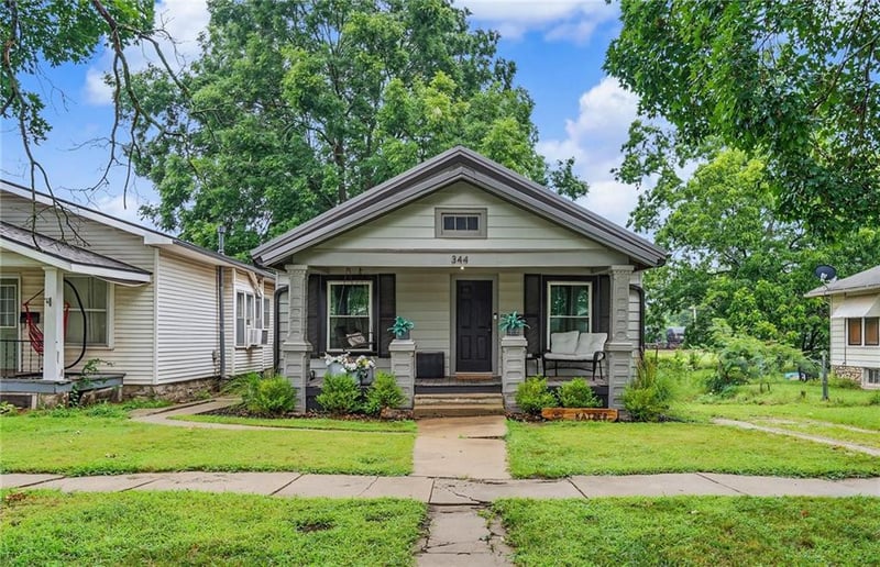 344 4th Ave, Garnett, KS KS