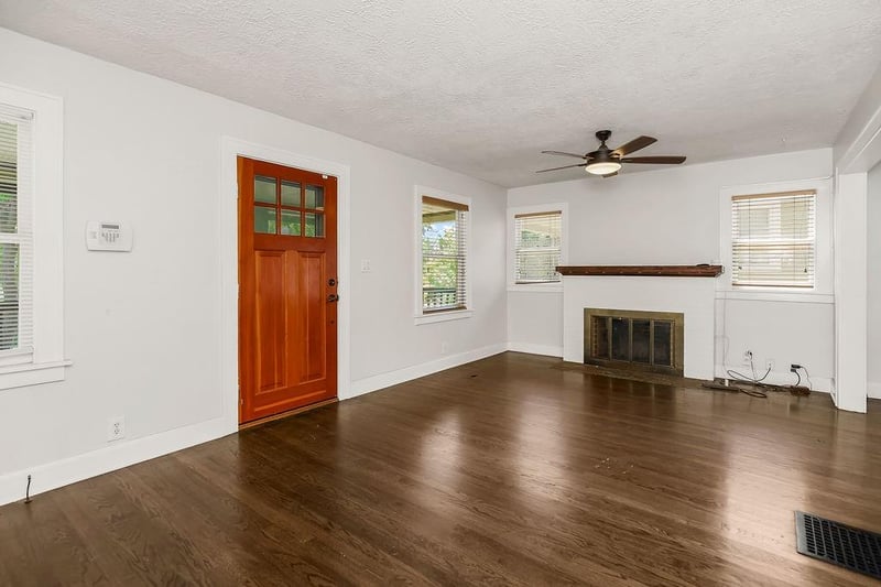 5026 Virginia Ave, Kansas City, MO 64110