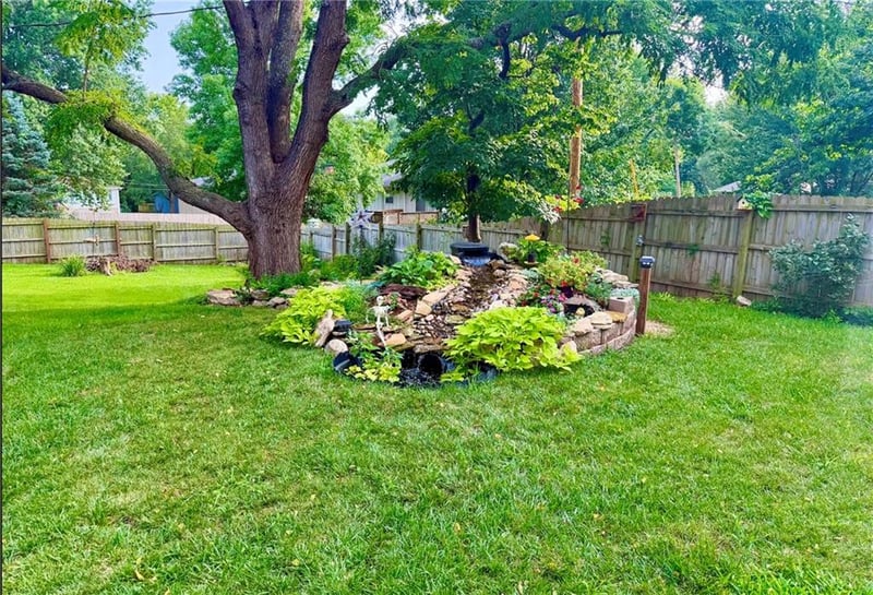 817 Cothrell St, Olathe, KS 66061