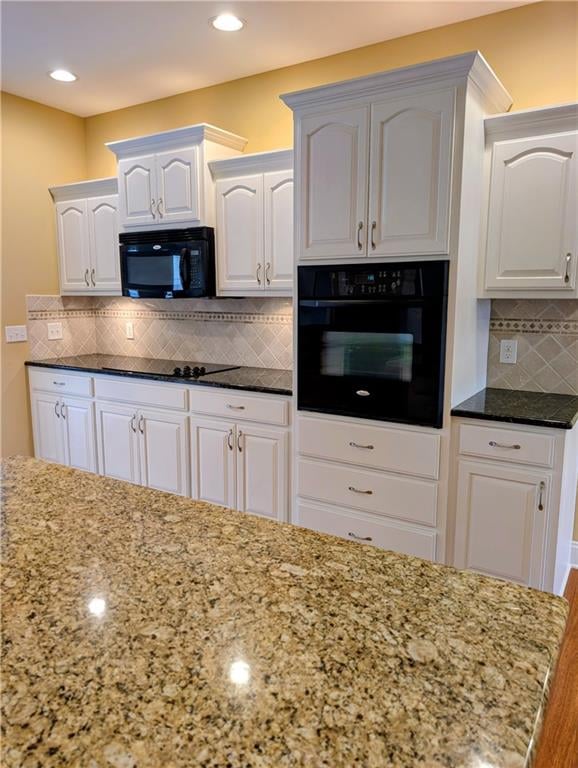 1407 Bear Creek Cir, Warrensburg, MO 64093