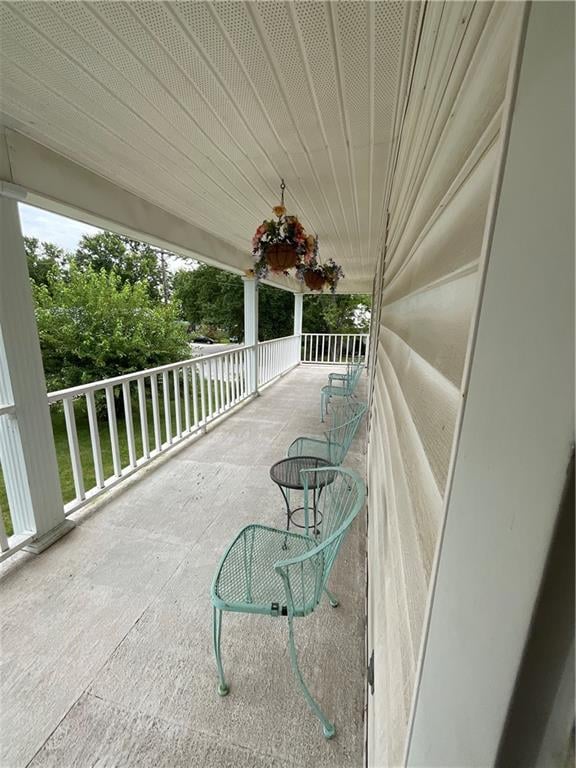 106 E Main St, Jamesport, MO 64648