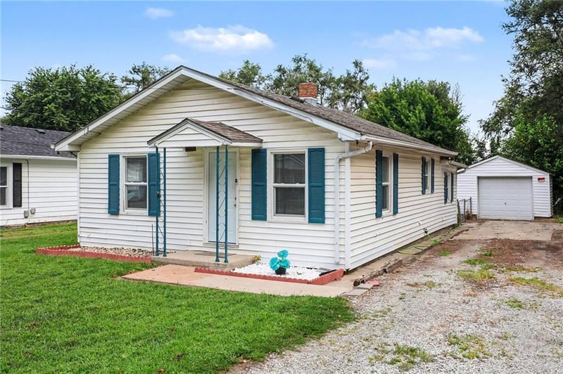 307 Walter Ln, St Joseph, MO 64504