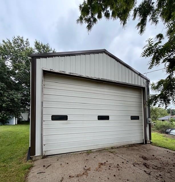 401 N Kenyon St, Albany, MO 64402