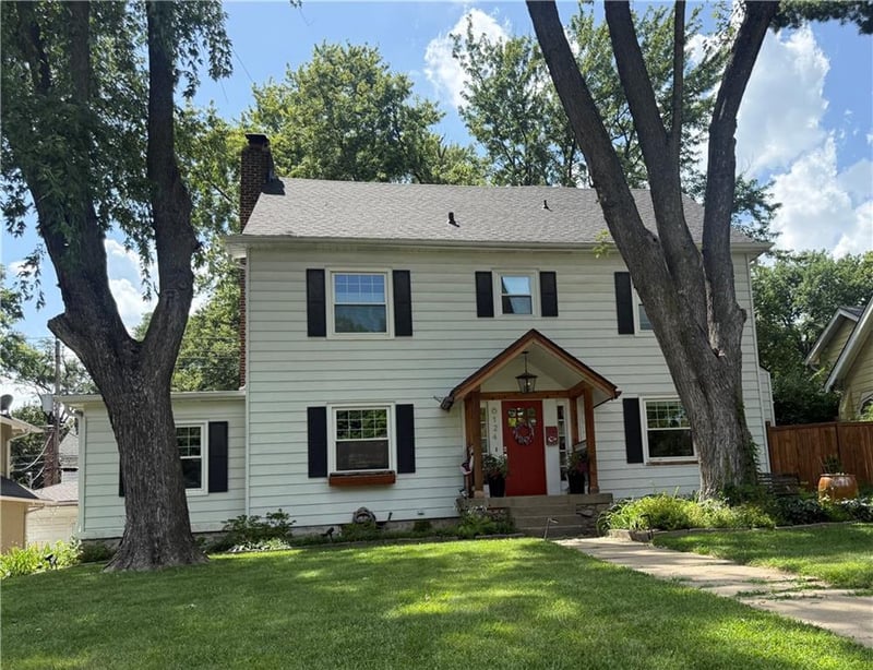 6124 Oak St, Kansas City, MO 64113