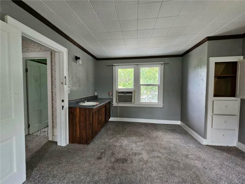 1107 Maple St, Carthage, MO 64836