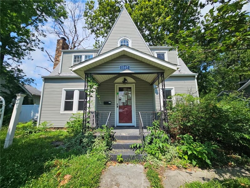 1107 Maple St, Carthage, MO 64836