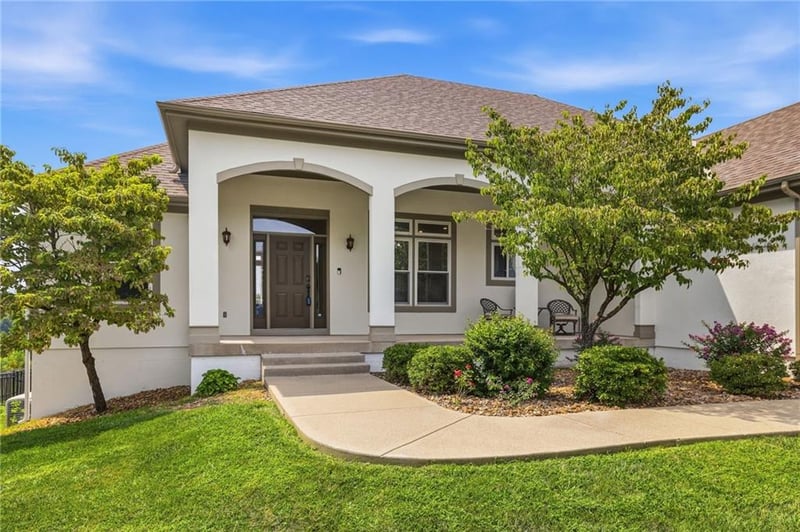 1713 Remington St, Pleasant Hill, MO 64080