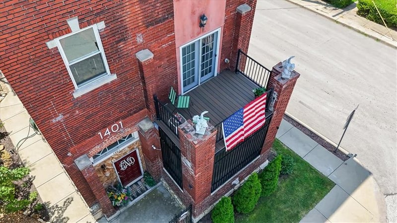 1401 E 11th St, Kansas City, MO 64106