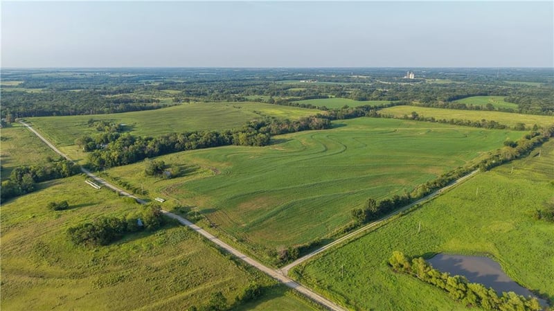 12434 162nd St, Pattonsburg, MO 64670