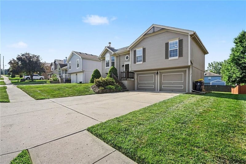 3703 81 Ter, Kansas City, MO 64119