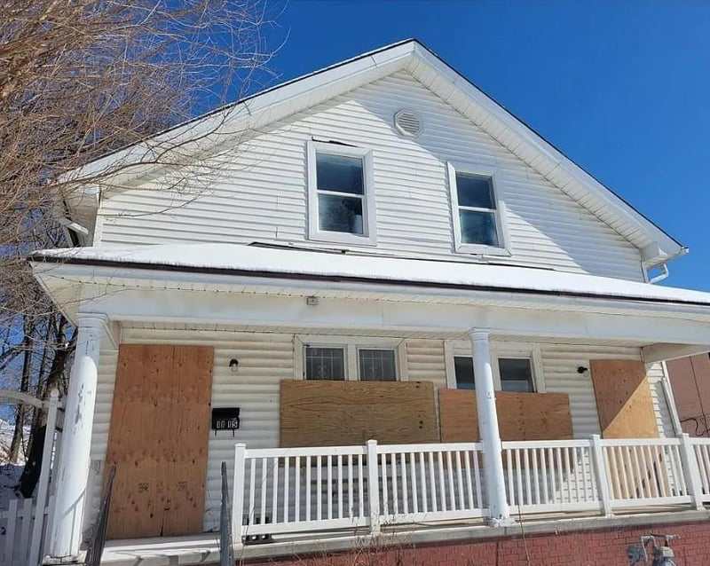 1117 12th St, St Joseph, MO 64503