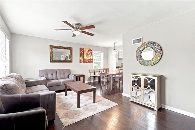 4014 Monroe Ave, Kansas City, MO 64130