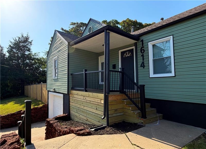 1614 85th St, Kansas City, MO 64131