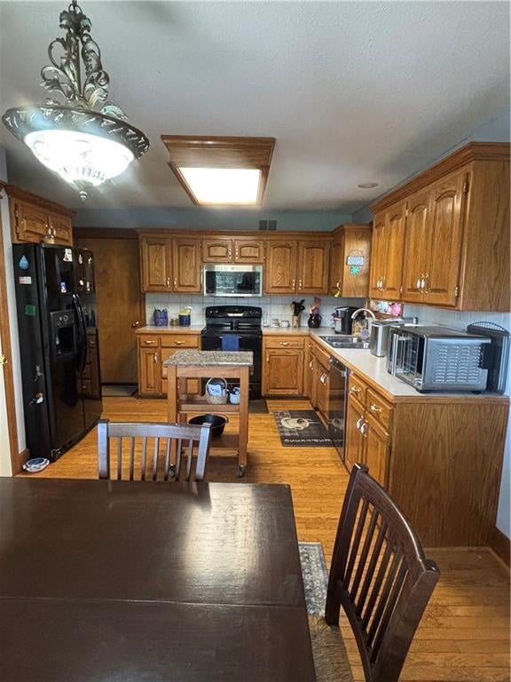105 South St, Spring Hill, KS 66083