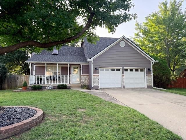 601 Woodson Ln, Greenwood, MO 64034