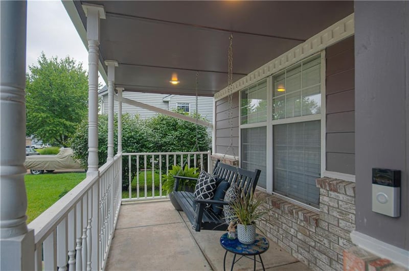 601 Woodson Ln, Greenwood, MO 64034