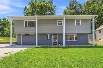 6729 NE Cotter Ave, Kansas City, MO 64119