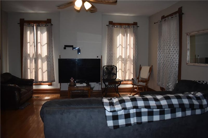 603 Main St, De Kalb, MO 64440