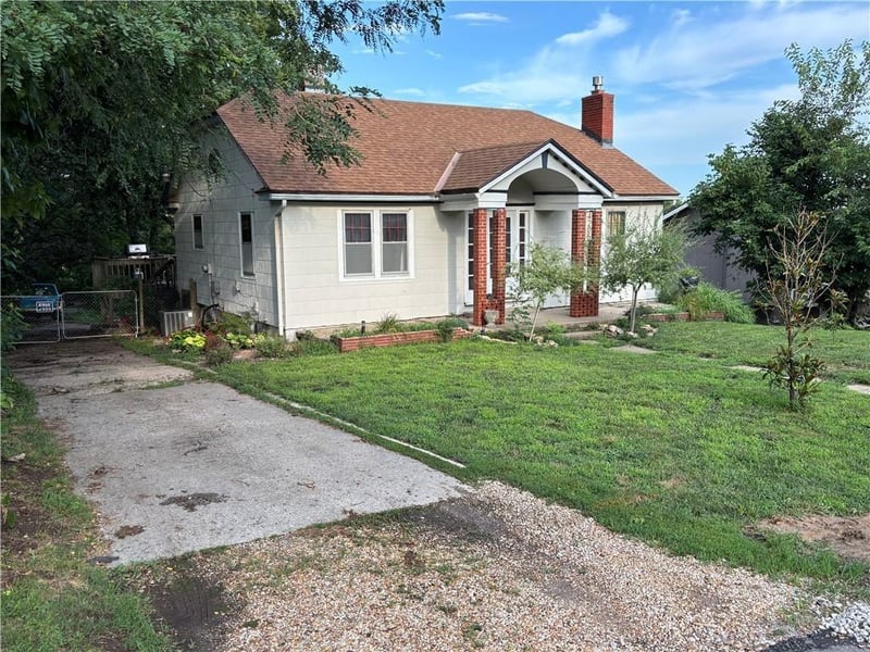 4205 Kansas Ave, Kansas City, MO 64117