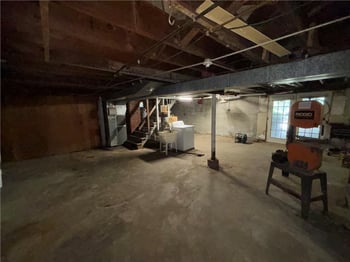 4205 N Kansas Ave, Kansas City, MO 64117