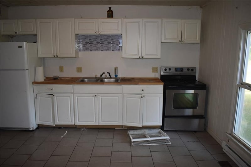 809 Valley St, Rushville, MO 64484