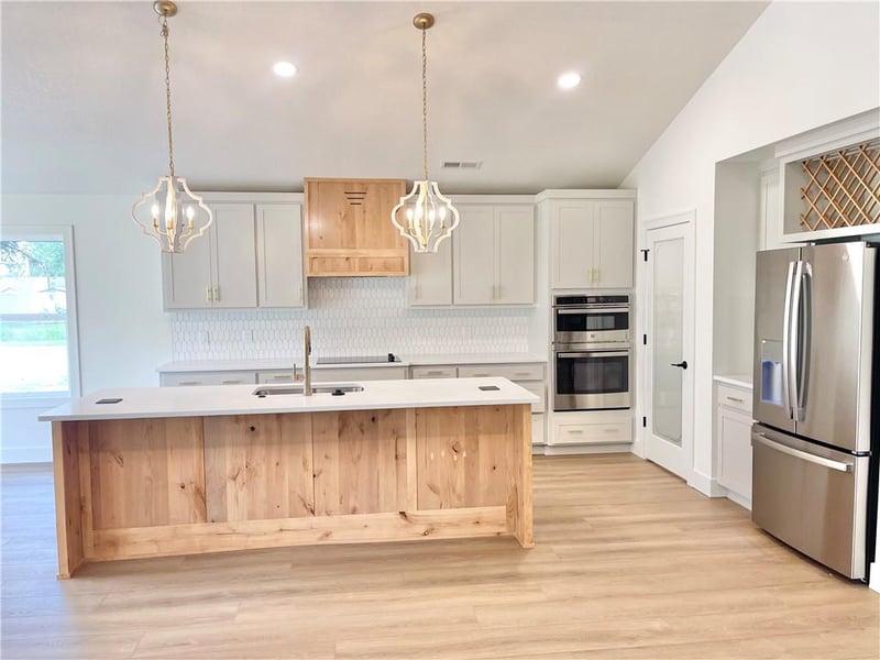 810 Water St, Butler, MO 64730