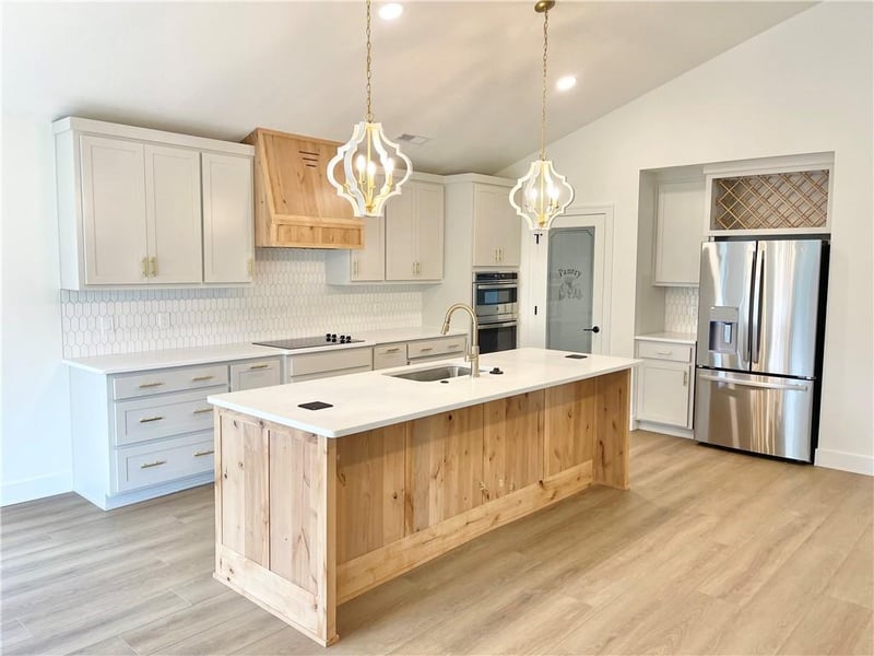 810 Water St, Butler, MO 64730