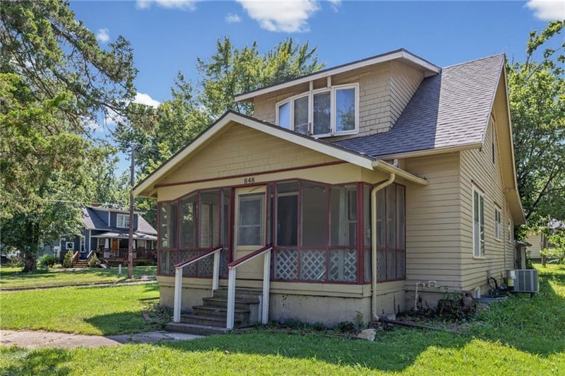 848 Tremont St, Ottawa, KS 66067