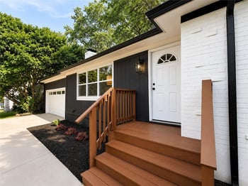 1001 W 93rd St, Kansas City, MO 64114