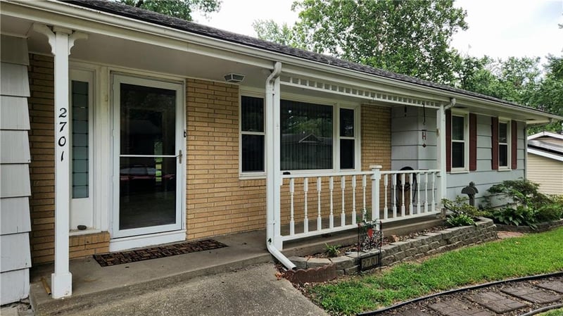2701 Maybrook Ave, Independence, MO 64057