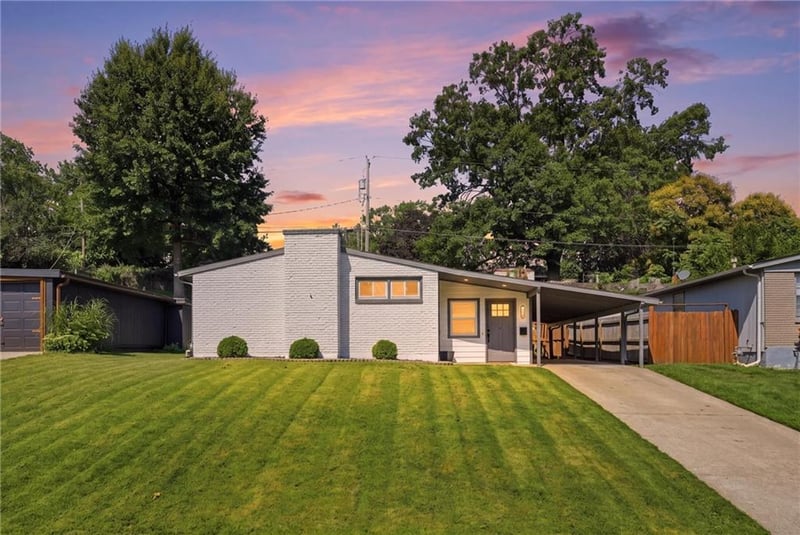1018 Appleton Ave, Independence, MO 64053