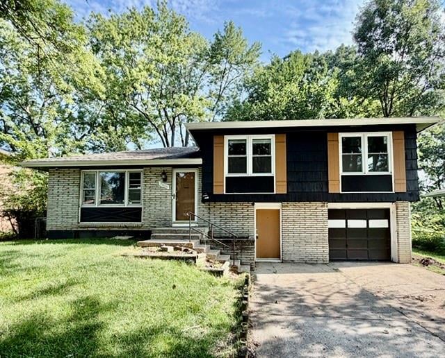 7906 93rd St, Kansas City, MO 64138