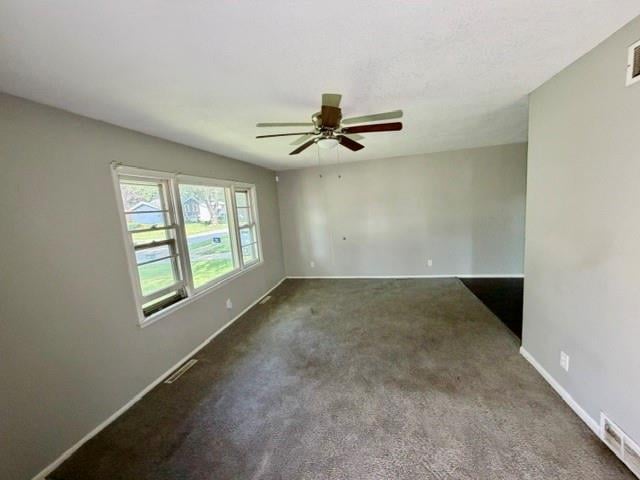 7906 93rd St, Kansas City, MO 64138