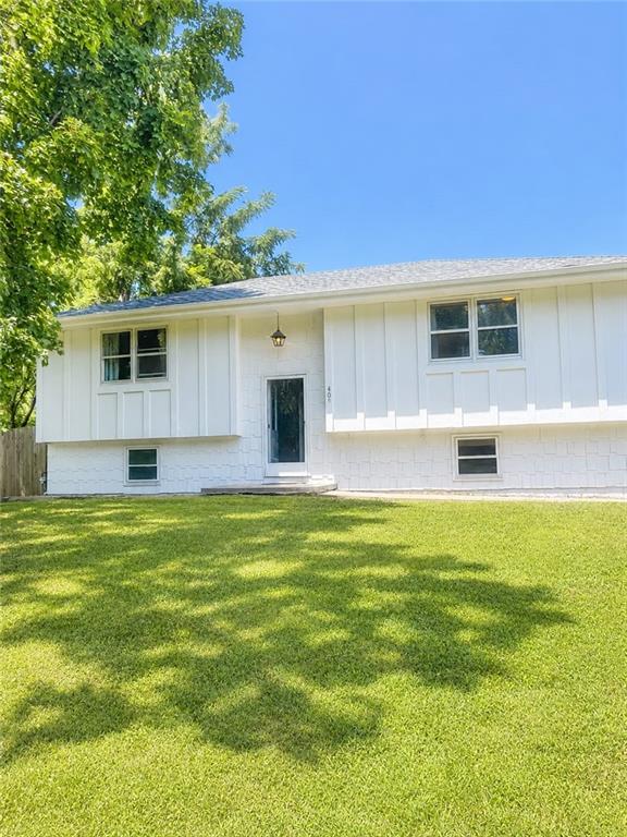 402 Clinton St, Lathrop, MO 64465