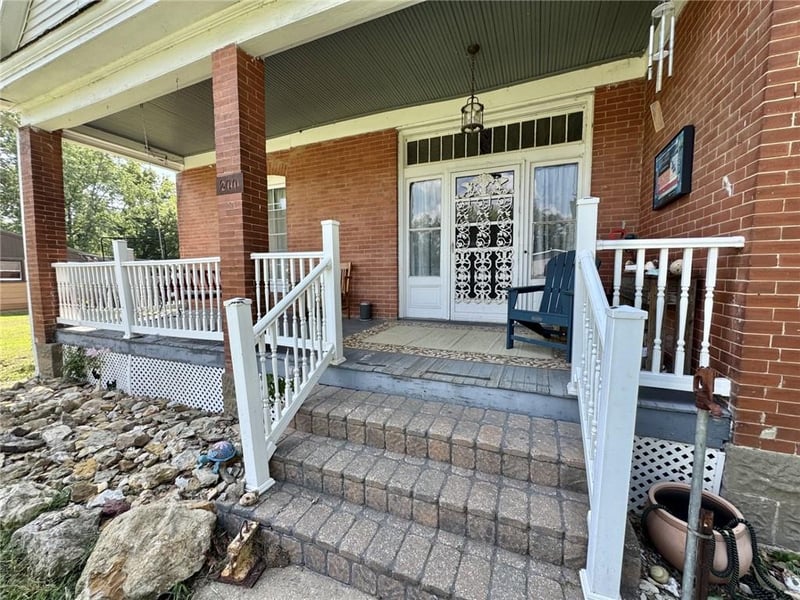 200 Moulton St, Leeton, MO 64761