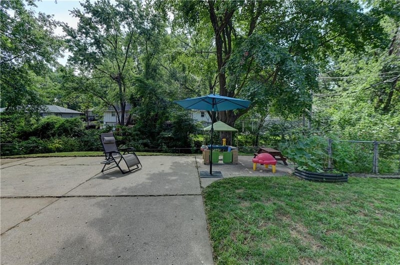 1913 York St, Independence, MO 64058