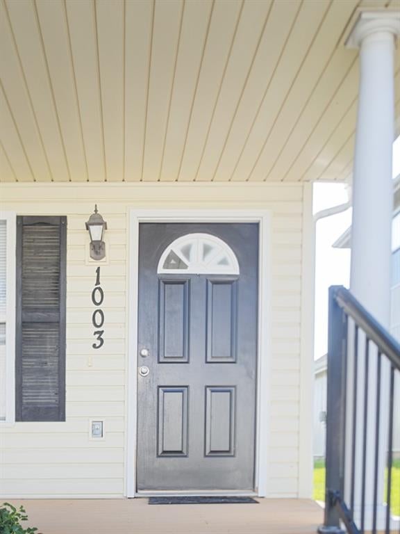 1003 NE Clear Creek Rd, Grain Valley, MO 64029