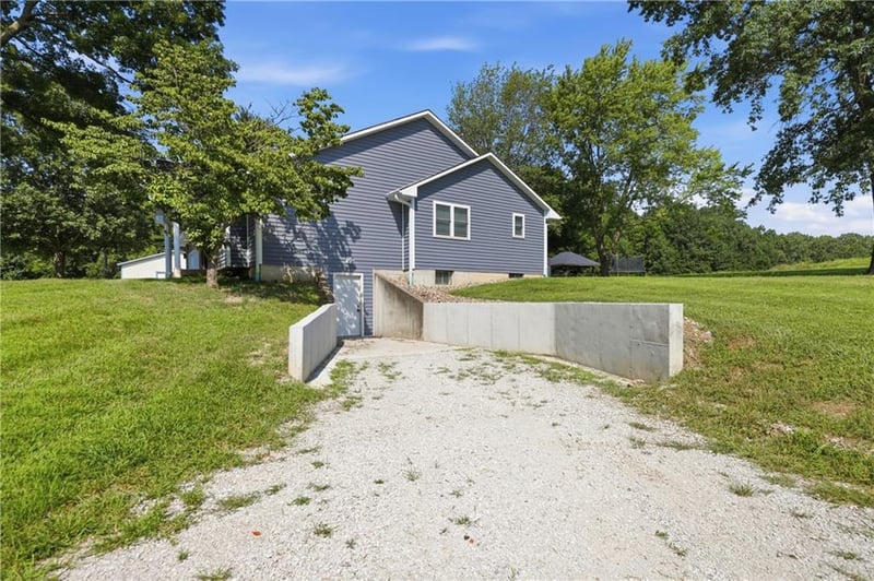 12321 U Hw, Odessa, MO 64075