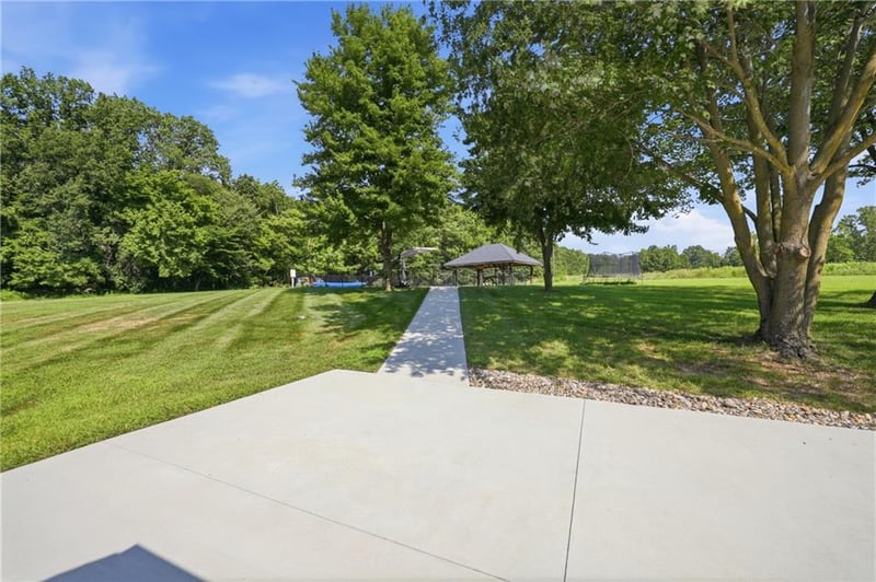 12321 U Hw, Odessa, MO 64075