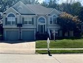 4406 Windsor Ct, St Joseph, MO 64506