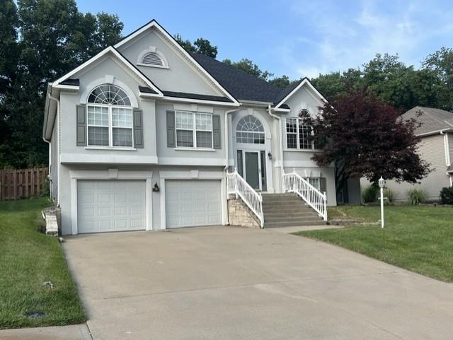 4406 Windsor Ct, St Joseph, MO 64506
