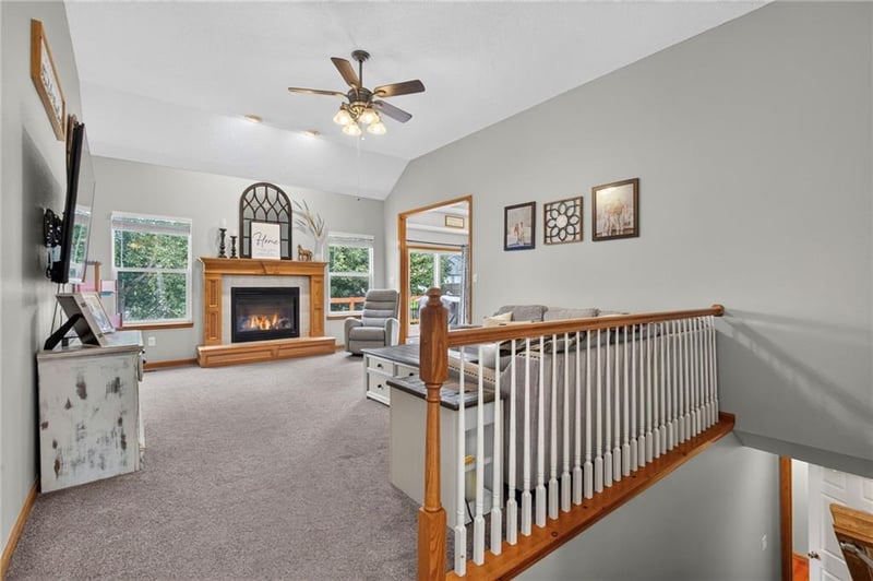 1211 Baytree Dr, Grain Valley, MO 64029