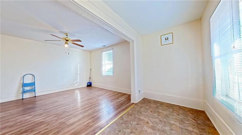 221 Clay St, Nevada, MO 64772