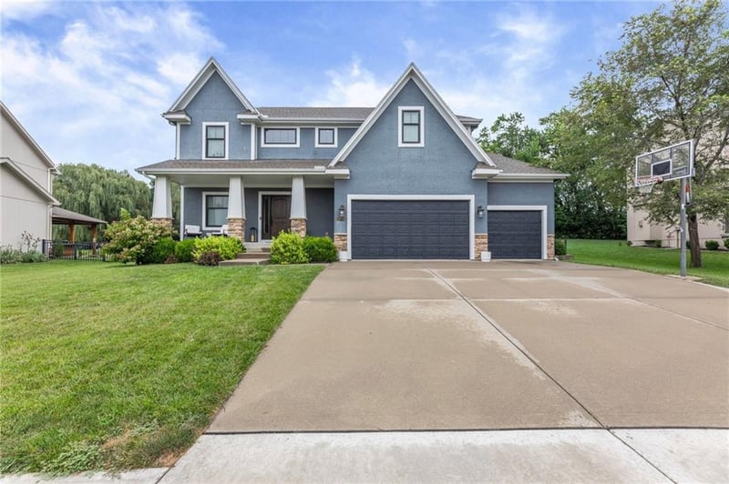14773 Turnberry St, Olathe, KS 66061