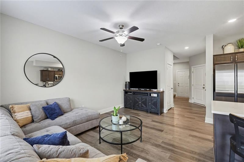 316 5th Ter, Louisburg, KS 66053