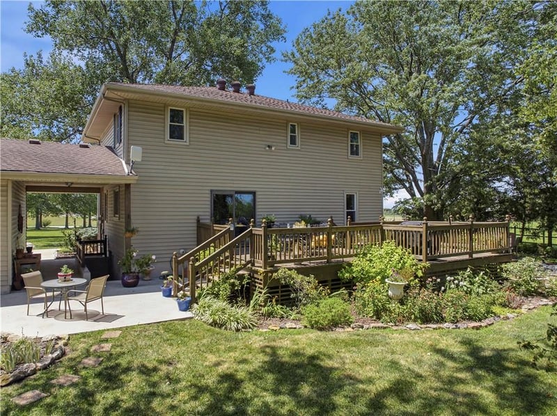15285 Edgerton Rd, Gardner, KS 66030