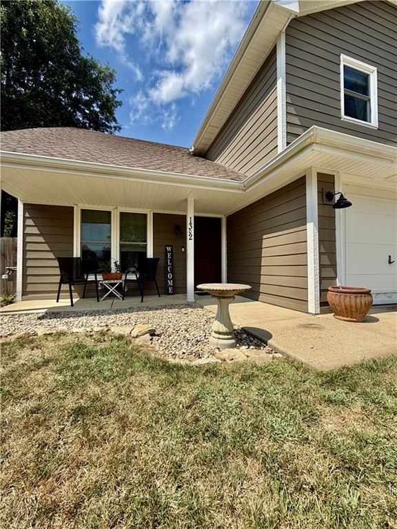 1302 Laurel St, Kearney, MO 64060