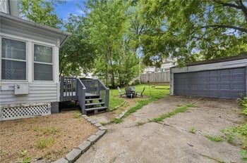4136 Holly St, Kansas City, MO 64111