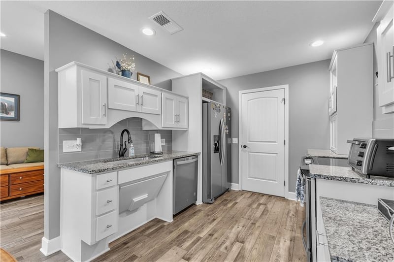 12222 Atkins Ave, Kansas City, MO 64163